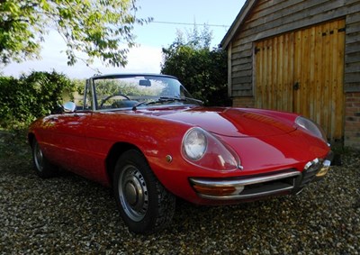 Lot 297 - 1970 Alfa Romeo  1750 Spider Veloce