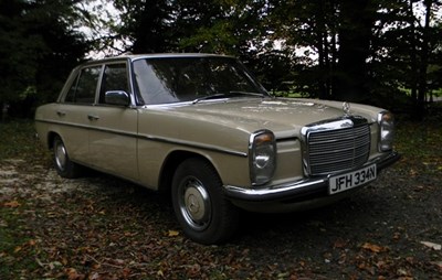 Lot 209 - 1975 Mercedes-Benz  200