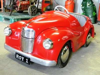 Lot 150 - Austin J40 child’s pedal car