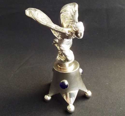 Lot 95 - Rolls-Royce kneeling ‘Spirit of Ecstasy’