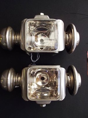 Lot 114 - Opera style paraffin front side lamps