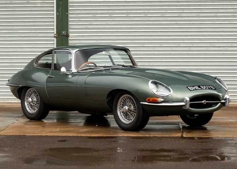 Lot 223 - 1964 Jaguar E-type Series I Fixedhead Coupé (3.8 litre)
