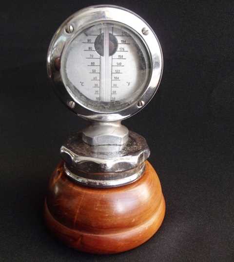 Lot 87 - Thermometer by Messko