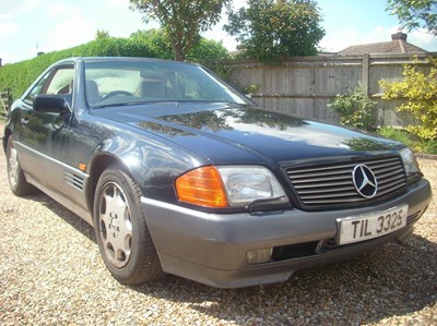 Lot 272 - 1993 Mercedes-Benz SL500