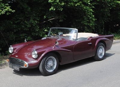 Lot 215 - 1970 Daimler Dart Recreation