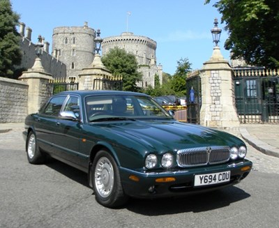 Lot 241 - 2001 Daimler V8 LWB