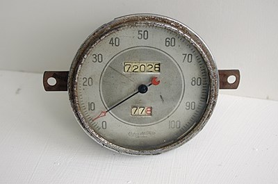 Lot 015 - Cooper Stewart speedometer