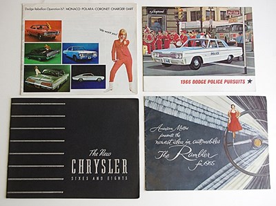 Lot 022 - Seven American car brochures