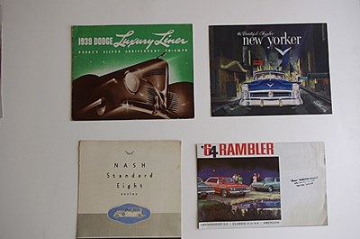 Lot 023 - American car brochures