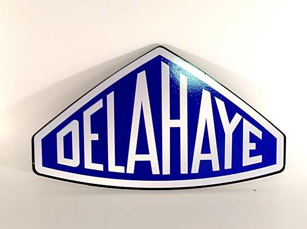 Lot 32 - Delahay wall plaque