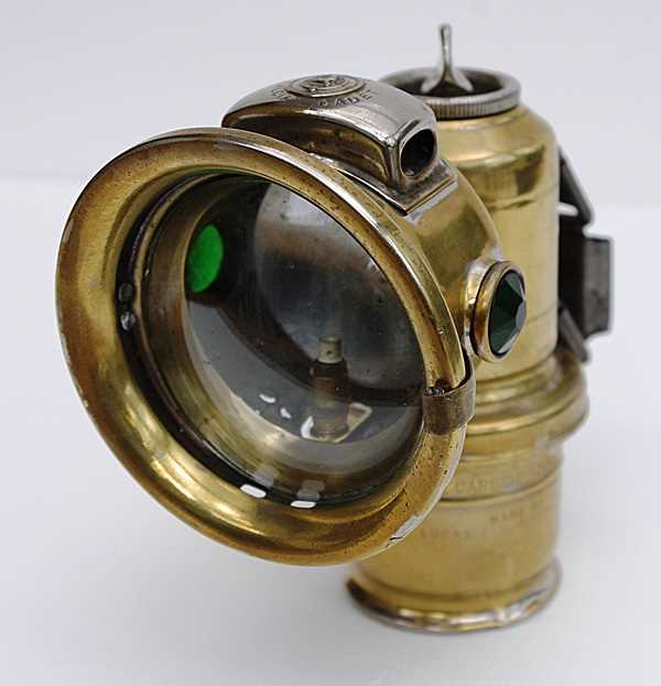 Lot 46 - Lucas Galicia front lamp