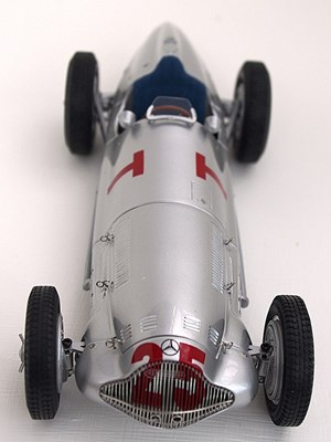 Lot 074 - Mercedes-Benz W154