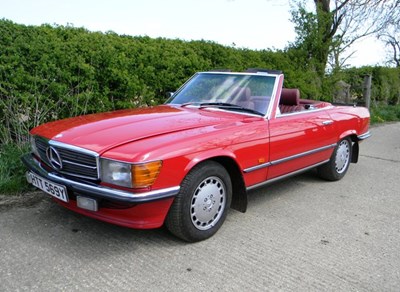 Lot 388 - 1983 Mercedes-Benz 300SL