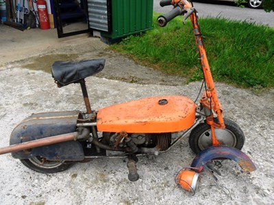 Lot 267 - 1954 Corgi Mk 2 Scooter