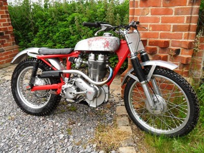 Lot 225 - 1958 Ariel HT5