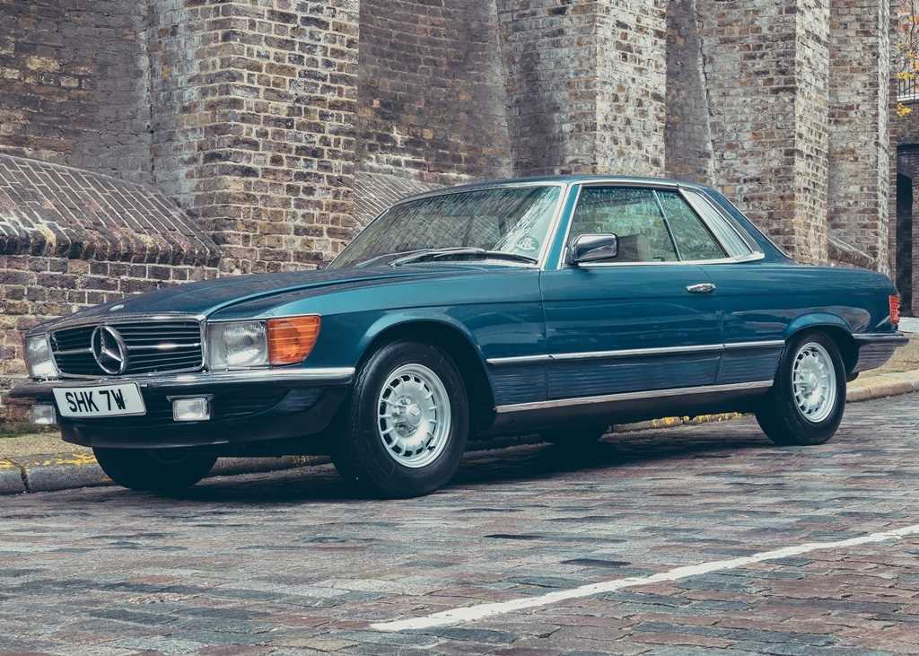 Lot 266 - 1980 Mercedes-Benz 450 SLC