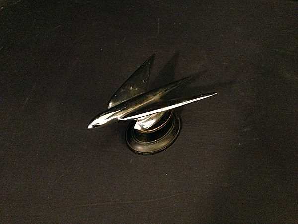 Click for high resolution Lot 15 - American winged rocket mascot
