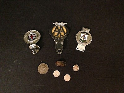 Lot 025 - Collection  of coins & Badges