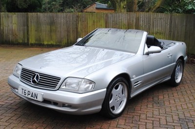 Lot 310 - 1999 Mercedes-Benz SL320