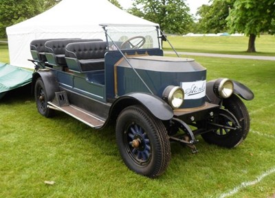 Lot 286 - 1917 Stanley Steam Mountain Wagon