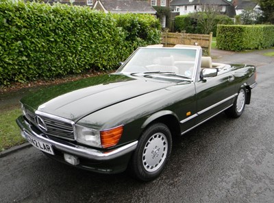 Lot 204 - 1986 Mercedes-Benz 300SL