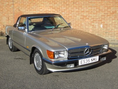 Lot 254 - 1988 Mercedes-Benz  300SL