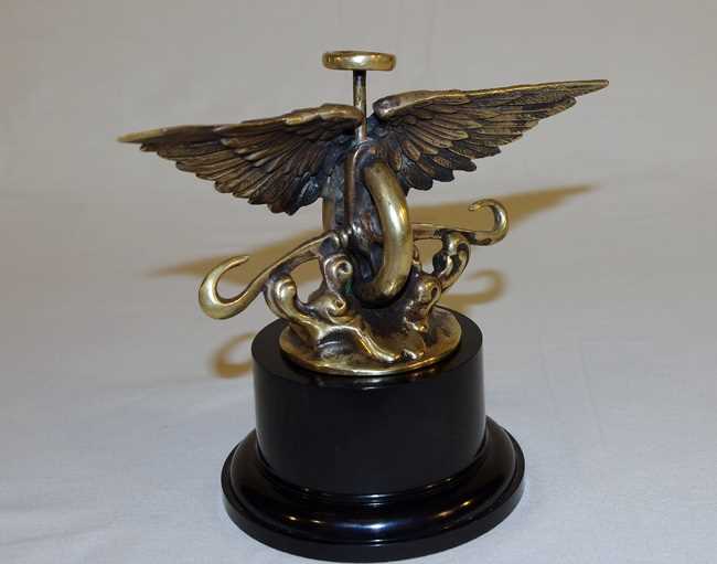 Click for high resolution Lot 46 - Austin mascot