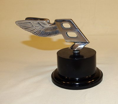 Lot 051 - Bentley winged ‘B’ mascot