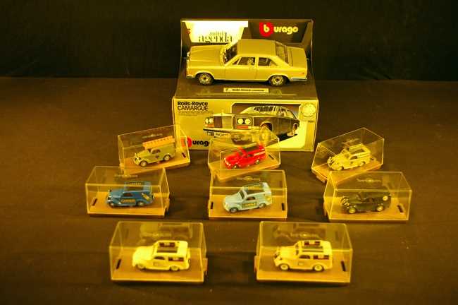 Click for high resolution Lot 81 - Nine die-cast models