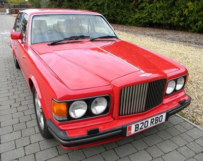 Lot 235 - 1990 Bentley Turbo R