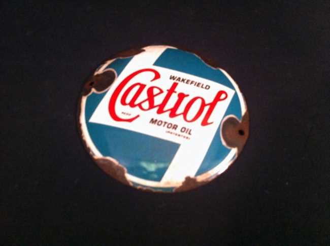 Lot 31 - Castrol sign