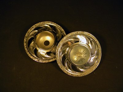 Lot 100 - Art deco lights