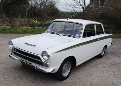 Lot 215 - 1965 Ford Cortina GT