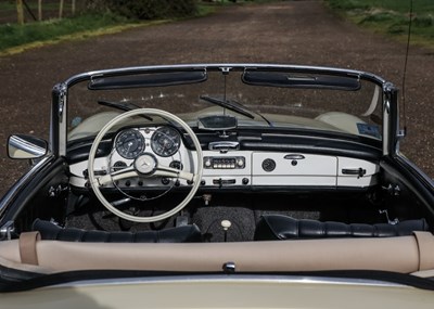 Lot 174 - 1962 Mercedes-Benz 190SL