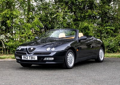 Lot 258 - 1997 Alfa Romeo Spider