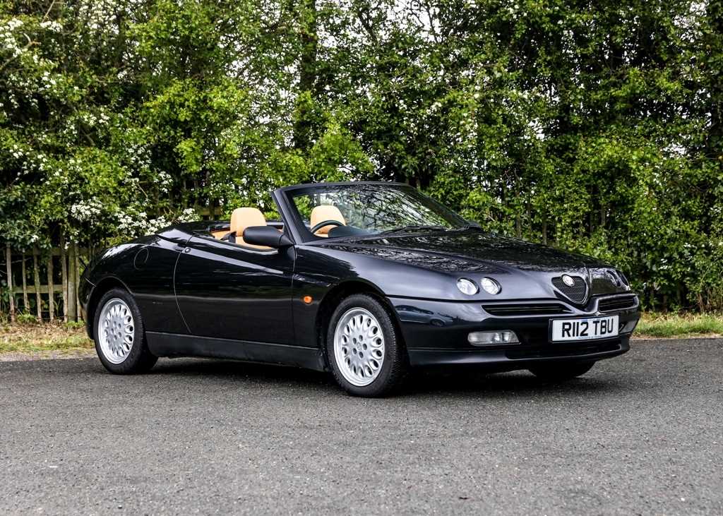 Lot 258 - 1997 Alfa Romeo Spider