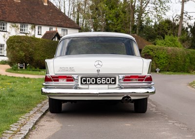 Lot 170 - 1965 Mercedes-Benz 300SE Fintail