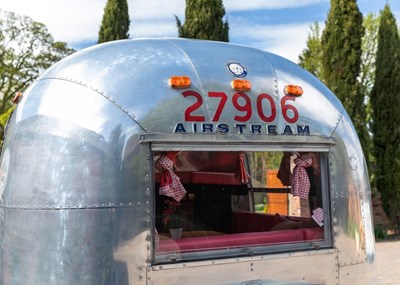 Lot 141 - 1967 Airstream Overlander 26ft