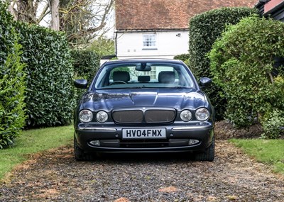 Lot 142 - 2004 Jaguar XJR V8