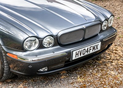 Lot 142 - 2004 Jaguar XJR V8