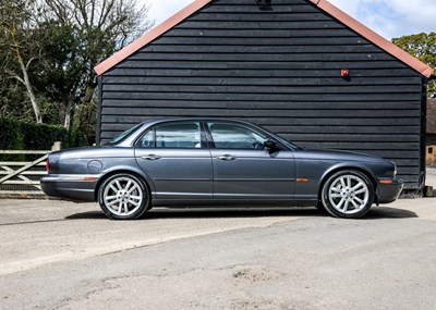 Lot 142 - 2004 Jaguar XJR V8