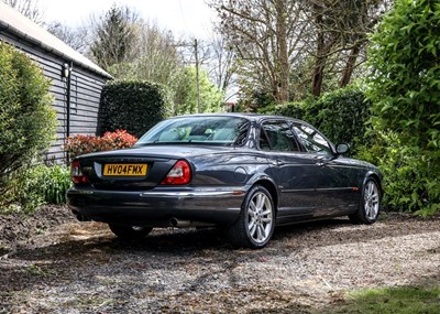 Lot 142 - 2004 Jaguar XJR V8