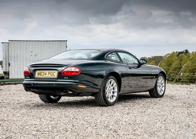 Lot 198 - 2000 Jaguar XKR Coupé