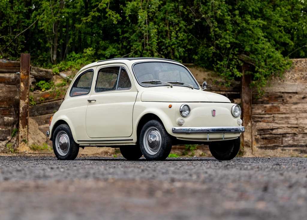 Lot 107 - 1971 Fiat 500L