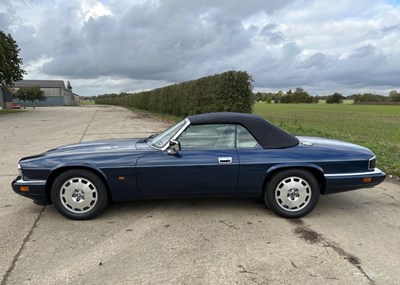 Lot 124 - 1996 Jaguar XJS Celebration Convertible