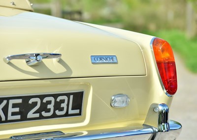 Lot 215 - 1973 Rolls-Royce Corniche Convertible