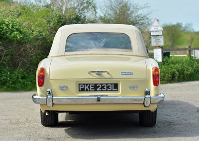 Lot 215 - 1973 Rolls-Royce Corniche Convertible