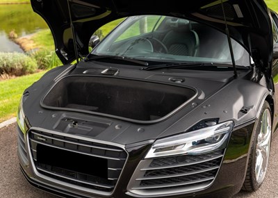 Lot 149 - 2014 Audi R8 V10 Plus