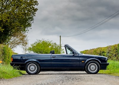 Lot 246 - 1991 BMW 325i Convertible