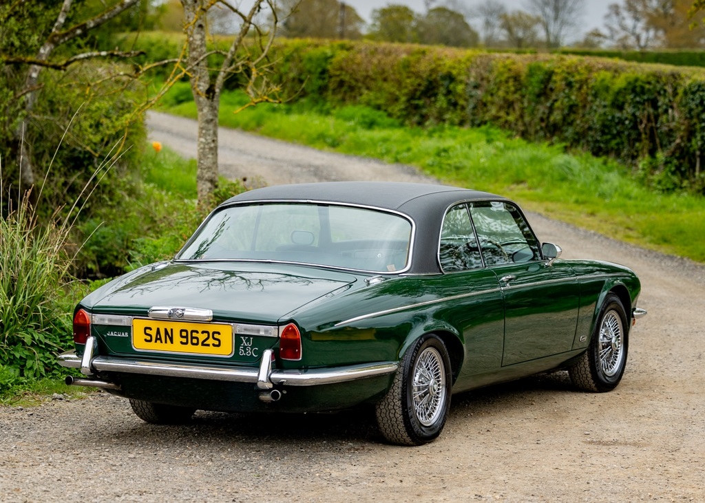 restoration - jaguar xjc v12 1975 v5 present .. https:... Lot 199 - 1977 Jaguar XJC V12
